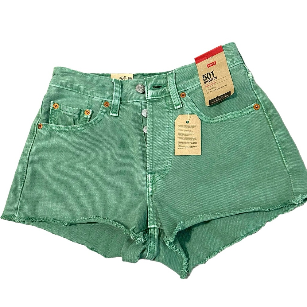 Levi’s 501 High Rise Button Fly Shorts in Green size 24 Waist